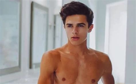 brent rivera age|Brent Rivera, Bio, Wiki, Age, Girlfriend, Sister, TikTok,。